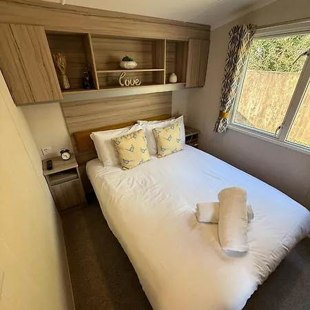 Tatil Evi Starling With Hot Tub At Brickyard Lakes *